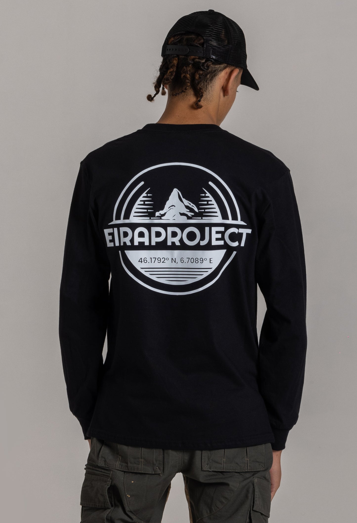 BLACK UNISEX LONG-SLEEVE EIRA PROJECT T-SHIRT
